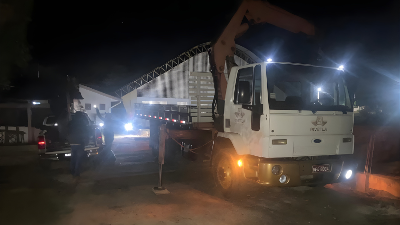 O transporte de cargas especiais exige planejamento técnico, equipamentos adequados e protocolos rígidos de segurança — princípios enfatizados por Altevir Seidel.