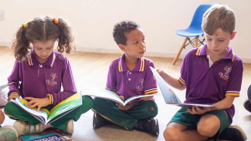 Entenda como a Sigma Educação e Tecnologia Ltda estrutura estratégias de personalização do ensino na rede pública, alinhando tecnologia, contexto regional e resultados educacionais.