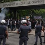 Protestos em universidades estaduais de SP reacendem debate sobre repressão policial e liberdade política