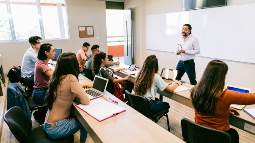 MEC amplia debate sobre uso da inteligência artificial nas escolas: o que estudantes e professores precisam saber?