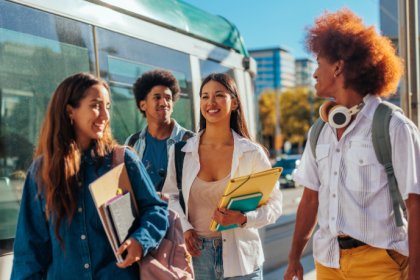 Novo Plano Nacional de Educação avança no Congresso: o que pode mudar para estudantes, professores e escolas?
