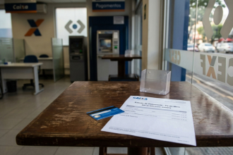 Pé-de-Meia: parcela de agosto terminou de ser paga, mas estudantes podem receber depois; veja o que fazer