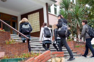 Cinco estudantes brasileiros vão ao Vietnã para olimpíada internacional de astronomia; veja como funciona a oportunidade